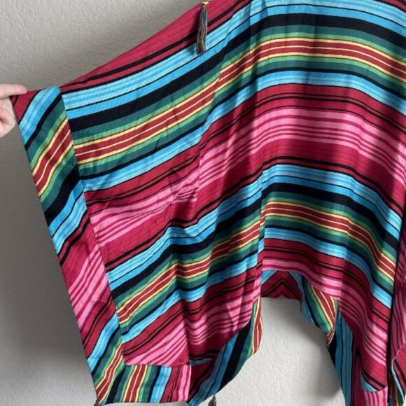 Roja Collection Poncho Womens 1 Serape Conchos and Studs Colorful Cape - Picture 6 of 7